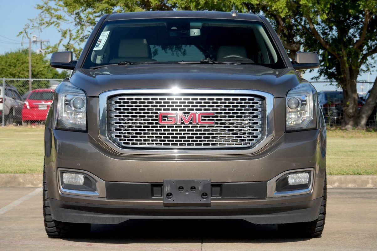 Used 2015 GMC Yukon Denali w/ Open Road Package AWD/4WD image 17