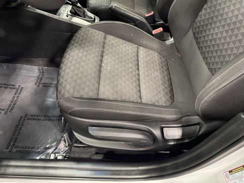 Used 2018 Kia Rio LX image 18