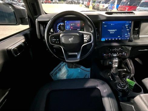 Used 2024 Ford Bronco Big Bend w/ Sasquatch Package AWD/4WD image 5