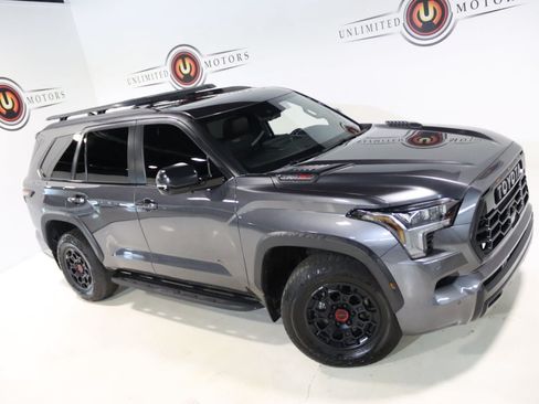 Used 2025 Toyota Sequoia TRD Pro AWD/4WD image 7