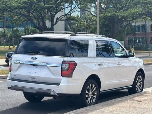 Used 2018 Ford Expedition Limited w/ Equipment Group 301A AWD/4WD image 5
