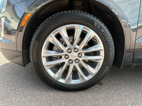Used 2019 Cadillac XT5 Premium Luxury AWD/4WD image 41