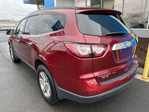 Used 2017 Chevrolet Traverse LT image 7