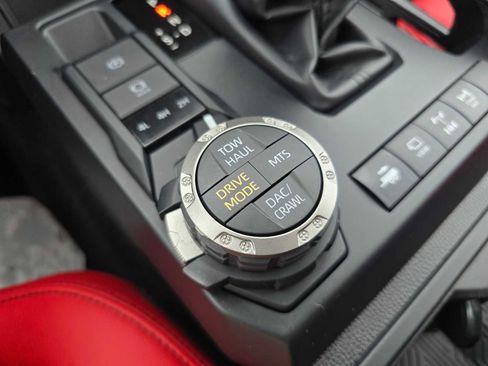 Certified 2025 Toyota Tacoma TRD Pro AWD/4WD image 35
