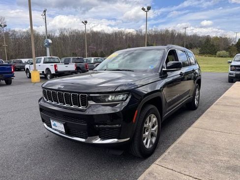 Used 2023 Jeep Grand Cherokee L Limited image 30
