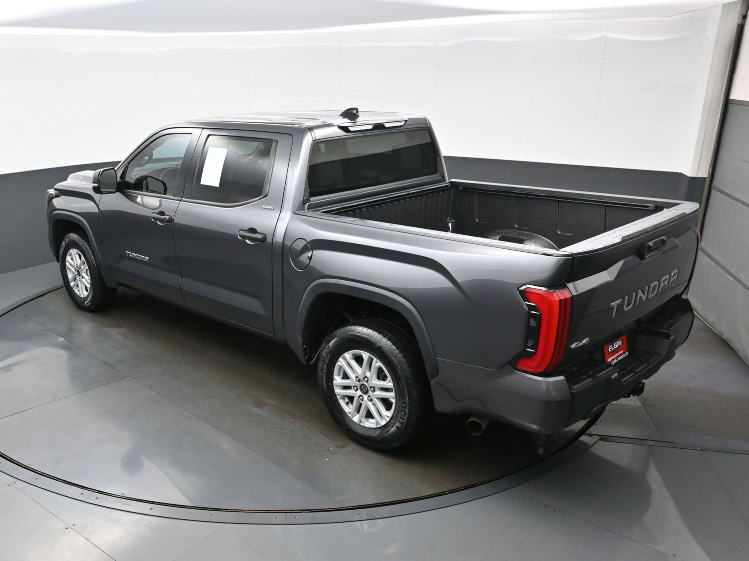 Used 2023 Toyota Tundra SR5 w/ SR5 Convenience Package AWD/4WD image 38