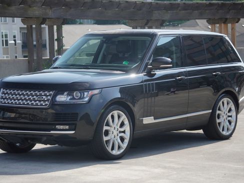 Used 2014 Land Rover Range Rover Supercharged image 24