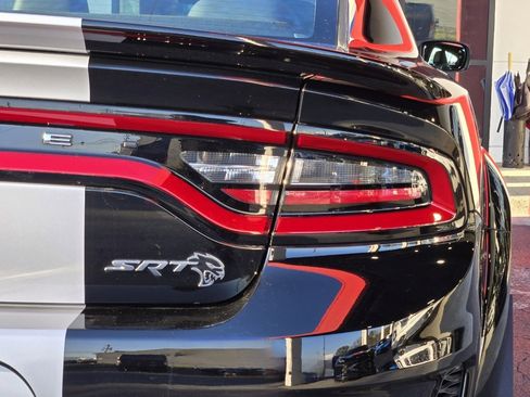 Used 2021 Dodge Charger SRT Hellcat w/ Harman/Kardon Audio Group image 11
