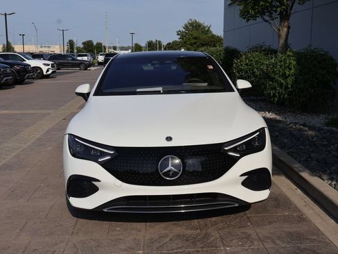 Used 2023 Mercedes-Benz EQE 350+ 4MATIC Sedan image 3
