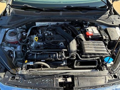 Used 2024 Volkswagen Jetta SE image 6