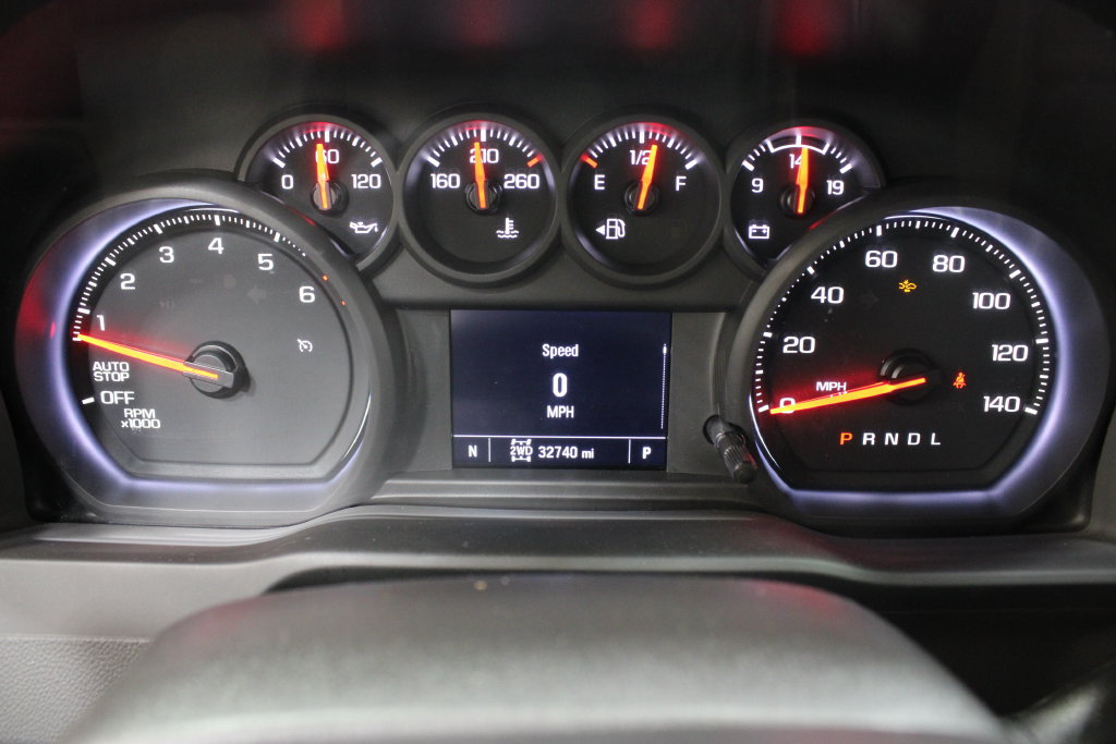 Used 2024 Chevrolet Silverado 1500 Custom Trail Boss w/ LPO, Dark Essentials Package AWD/4WD image 10