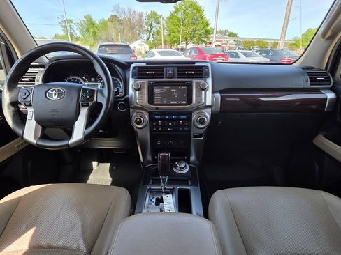Used 2016 Toyota 4Runner Limited AWD/4WD image 18