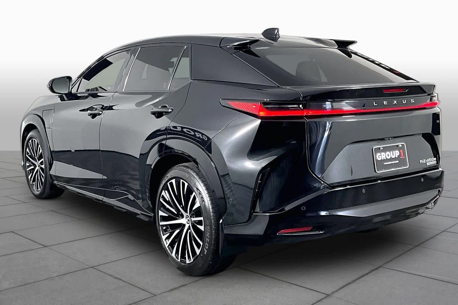 Used 2023 Lexus RZ 450e Premium w/ Technology Package AWD/4WD image 10