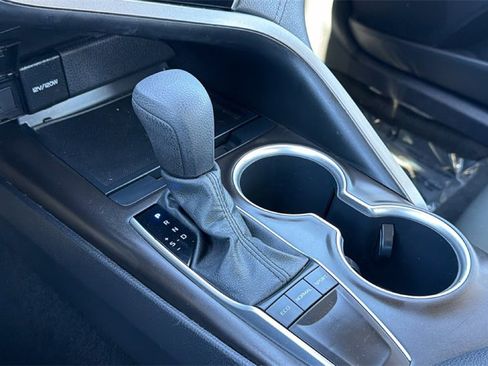Certified 2023 Toyota Camry LE image 22