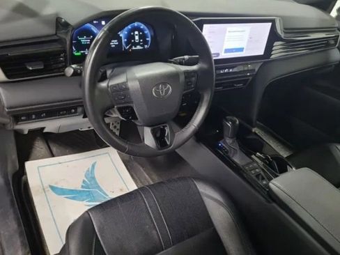 Used 2025 Toyota Camry XSE image 8