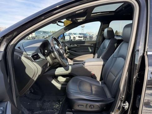 Used 2022 Buick Enclave Essence w/ Experience Buick Package image 12