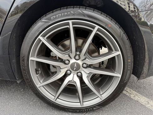 Used 2023 Genesis G70 2.0T RWD image 42