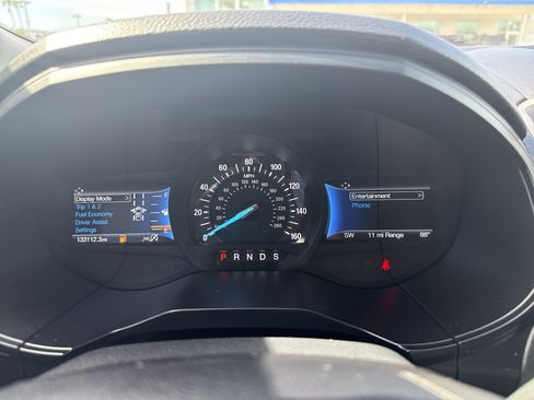 Used 2022 Ford Edge SE w/ Black Appearance Package image 25