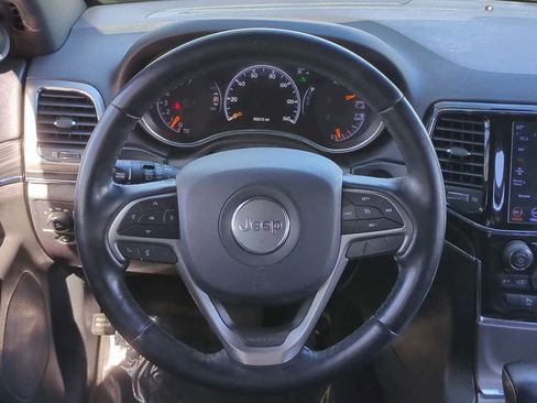 Used 2020 Jeep Grand Cherokee Limited image 24