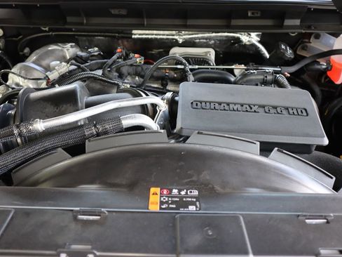 New 2026 GMC Sierra 2500 Denali w/ Denali Reserve Package image 18