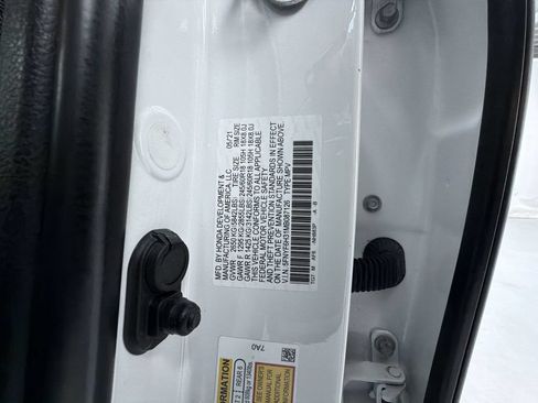 Used 2021 Honda Pilot EX image 15