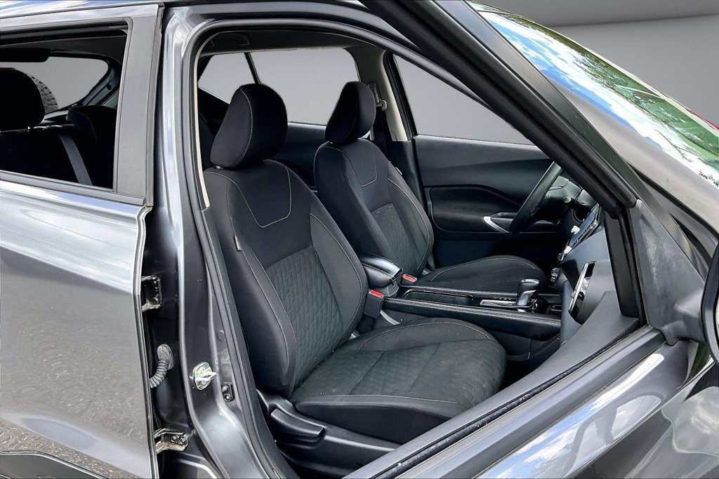 Used 2022 Nissan Kicks SV FWD image 29