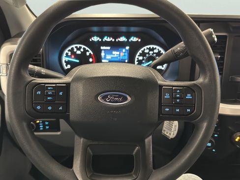Certified 2024 Ford F250 XL w/ XL Off-Road Package AWD/4WD image 20