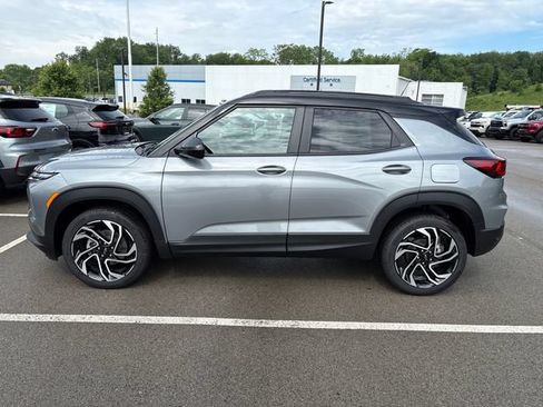New 2026 Chevrolet TrailBlazer RS w/ Convenience Package AWD/4WD image 2