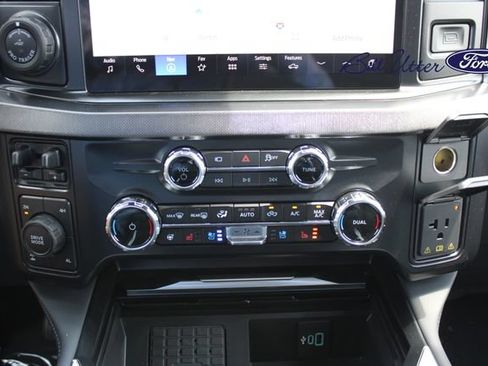 New 2026 Ford F250 Platinum AWD/4WD image 15