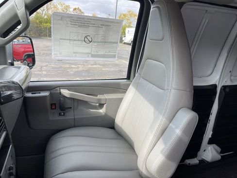 New 2025 Chevrolet Express 2500 w/ Driver Convenience Package RWD image 12