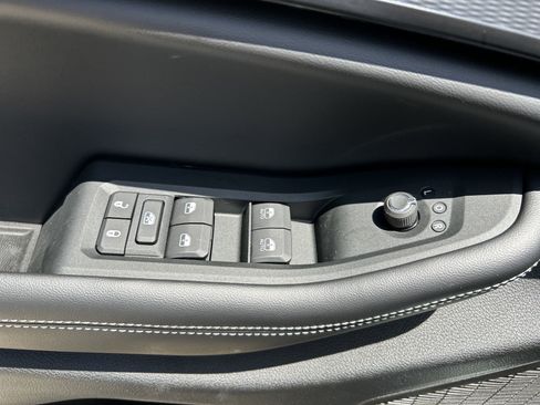 New 2025 Jeep Grand Cherokee L Altitude image 15