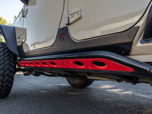 Used 2018 Jeep Wrangler Unlimited Rubicon AWD/4WD image 20
