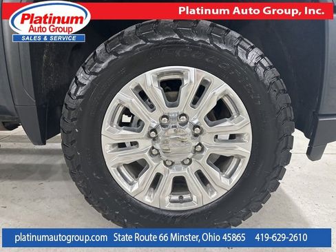 Used 2022 GMC Sierra 2500 Denali w/ Denali Ultimate Package image 17