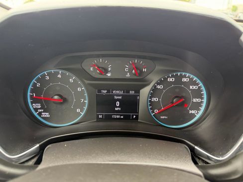 Used 2022 Chevrolet Equinox LS w/ Driver Confidence II Package FWD image 45