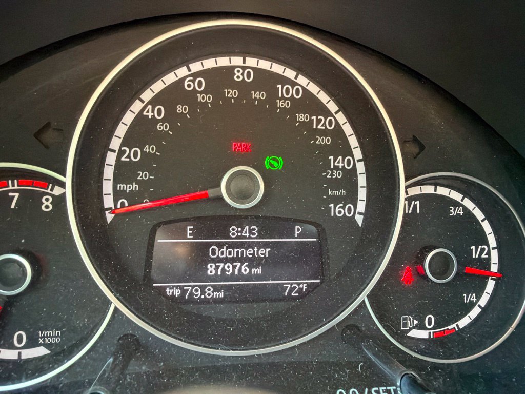 Used 2014 Volkswagen Beetle GSR FWD image 9