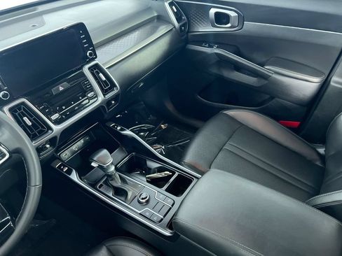 Used 2023 Kia Sorento S FWD image 23
