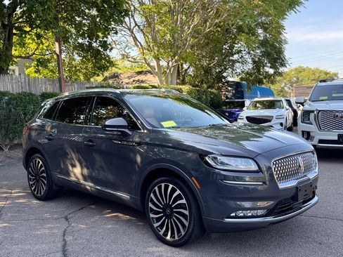Used 2023 Lincoln Nautilus Black Label w/ Cargo Utility Package AWD/4WD image 8