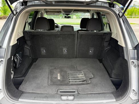 Used 2023 Nissan Rogue SV FWD image 4