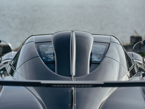 Used 2014 Pagani Huayra RWD image 10