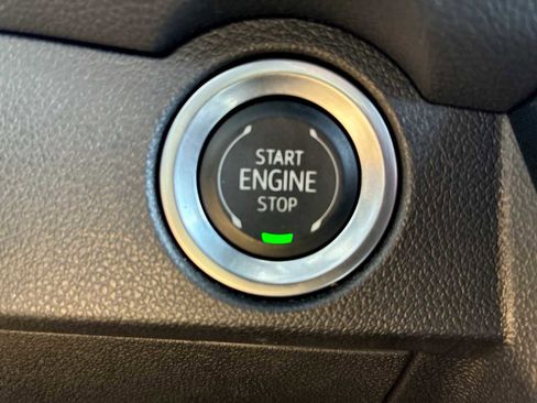 Certified 2024 Chevrolet Traverse RS image 17