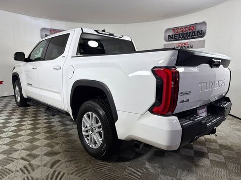 Used 2023 Toyota Tundra SR5 w/ SR5 Premium Package AWD/4WD image 5