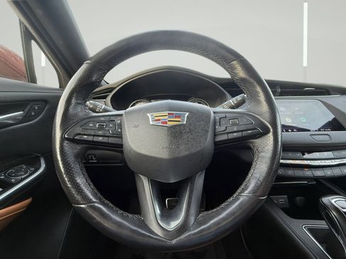 Used 2019 Cadillac XT4 Sport image 21