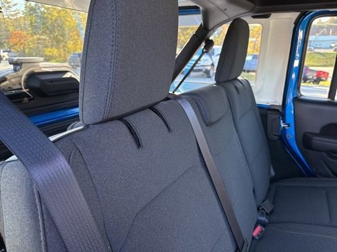 New 2026 Jeep Wrangler Sport S image 31