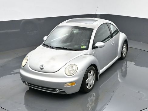 Used 2001 Volkswagen Beetle GLS FWD image 20