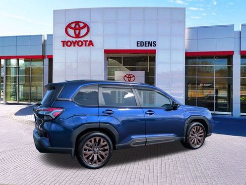 Used 2025 Subaru Forester Sport image 3