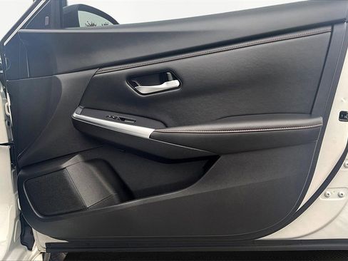 Used 2023 Nissan Sentra SR w/ Midnight Edition Package image 23