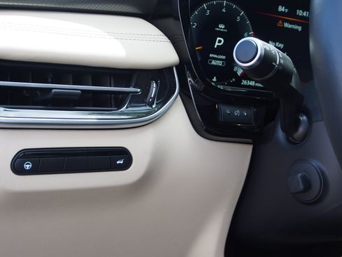 Used 2025 INFINITI QX60 Luxe AWD/4WD image 25