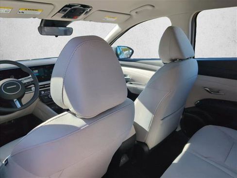 New 2026 Hyundai Tucson SE image 16