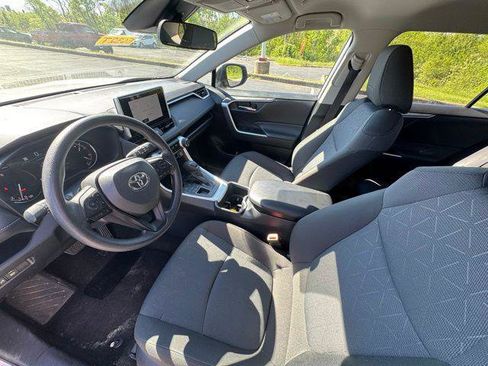 Certified 2025 Toyota RAV4 XLE AWD/4WD image 12