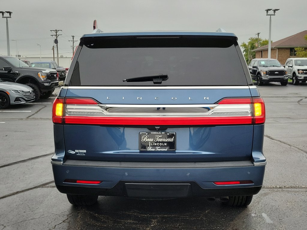 Certified 2019 Lincoln Navigator Reserve AWD/4WD image 5